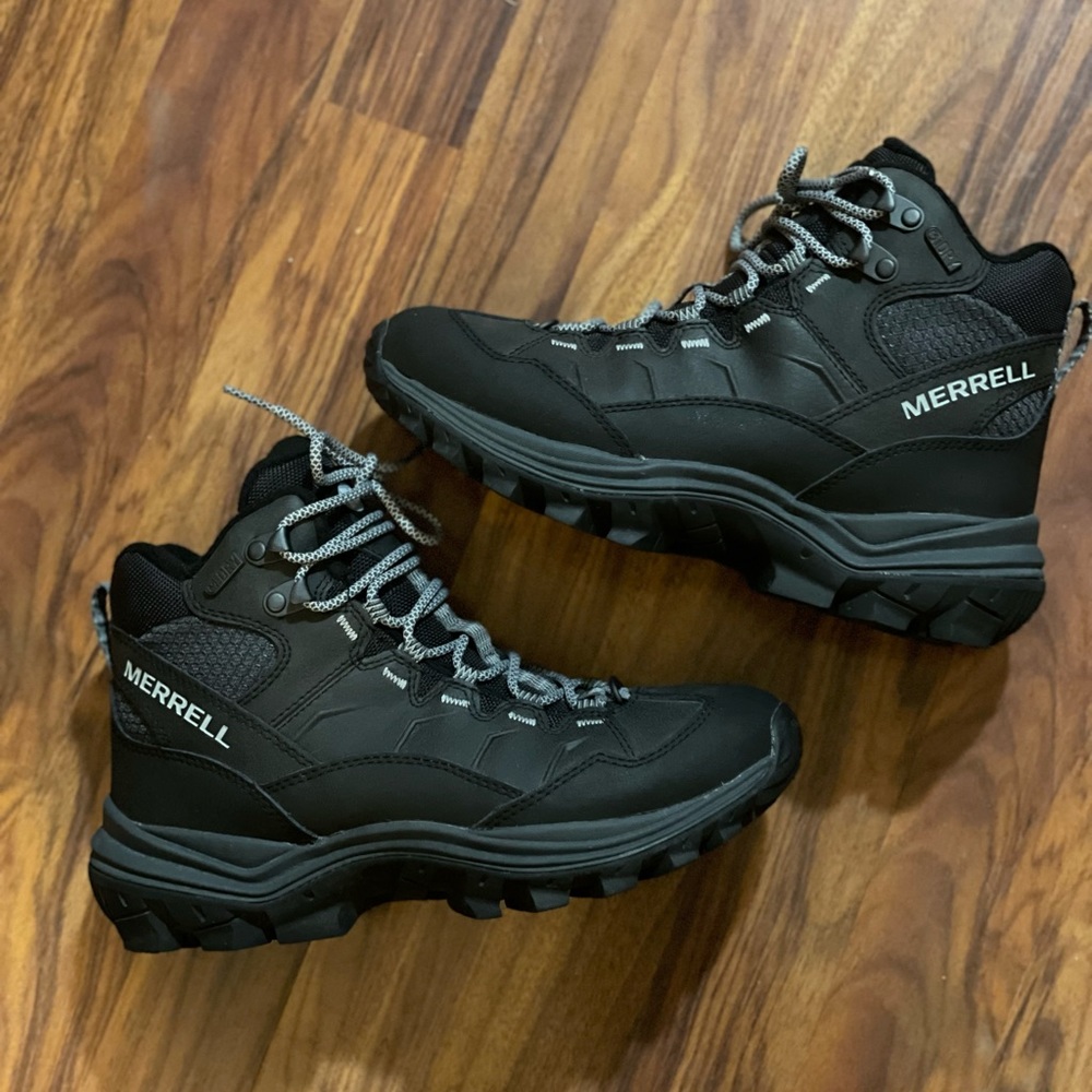 Merrell Women's Thermo Chill Mid Waterproof Hiking Snow Boot BRAND NEW